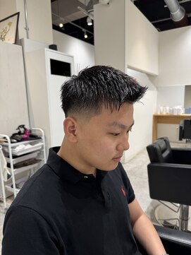 ルーストデラックス 京都河原町三条(ROOST dx) クルーカット