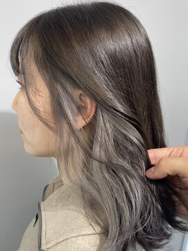 ヘアーアンドビューティーザ エフ(Hair Beauty the F) ~ インナープラチナシルバー ~