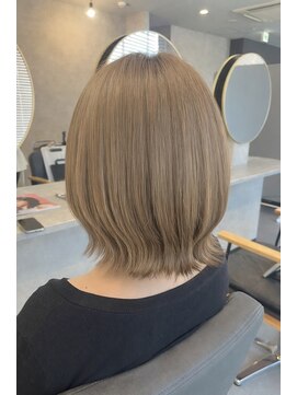 ブローチ(Brooch) ボブ×ミルクティーベージュ