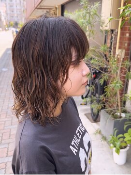 ヘアーラボ ハチ(HAIR LABO HACHI) ラフウェーブミディ