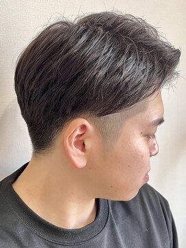 シザーズ(SCISSORS) アップバングショート/ツーブロック