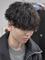 オーバル ジングウマエ(OVARL jingumae)&nbsp;縦落ちパーマフェザーパーマシャドウパーマサーフカール