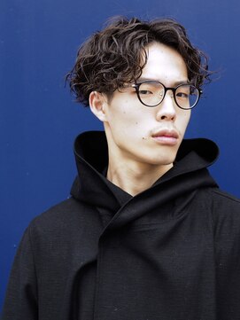 ベロニカ ヘアー(Beronica HAIR) ハードパーマ×センター分けショート◆