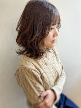 エル セルカ 高田馬場(el CERCA) イルミナカラー透明感ベージュ×ミディアムゆるふわ春レイヤー