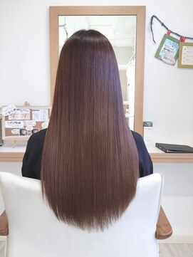 美容室クッ シュ サラサラストレート!