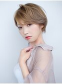 耳かけショート×ミルクティグレージュ　大人かわいい　K