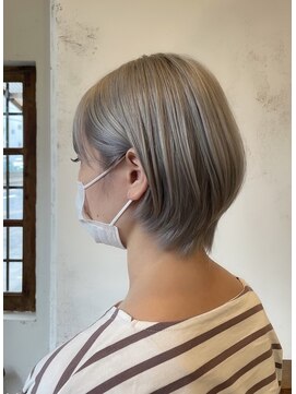 ディディ イック(didi ic) ショートカット×ハイトーン