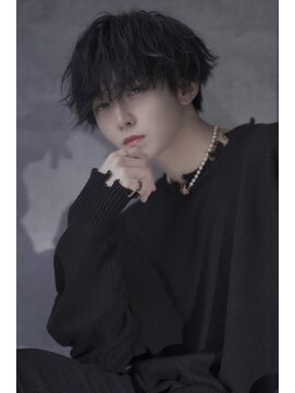 シン(syn) 前髪長めマッシュ