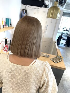 キッカ(kicca) 【kicca】トレンドベージュカラー