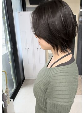 バッカ 横浜桜木町店(BACCA) くびれショート/ダークアッシュ