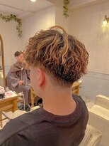 ヘアルーム ルシア(Lucia) フェード×ハイライト×ツイストスパイラル！