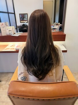 マーリャヘアー(mallia hair) レイヤースタイルレイヤーカットロングレイヤー小顔スタイル