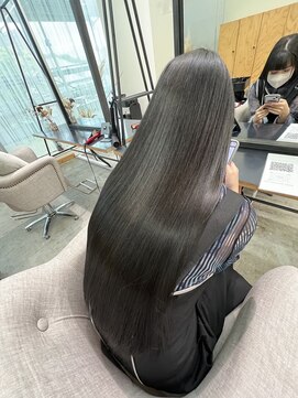 ラヴィエ(RAVIE) 【半田・髪質改善】縮毛矯正/トリートメント/マンツーマン