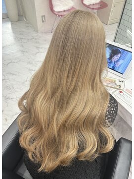 ミニョン(mignon) 韓国/ダブルカラー/ブリーチ/ピンク/学割U24/新越谷/南越谷/草加