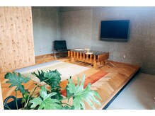 ピーク(PEAK)の雰囲気（広々待合スペース）