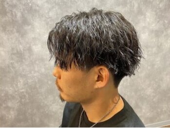 ボルト 長崎浜口店(BOLT)の写真/伸びても扱いやすいスタイルをご提案♪メンズカットが得意なスタイリストがあなたの理想を叶える。