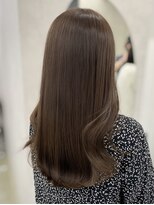 ロイ(Roi)&nbsp;オリーブベージュ くすみカラー 赤み消し 顔周りレイヤー