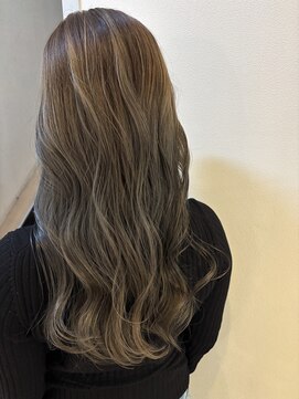 ロマンヤカタ ファース(ROMAN YAKATA fars) ワンブリーチグラデーションカラー@田島（2026/01）