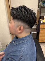ランドバイハバナ 浅草(LAND by HAVANA)&nbsp;フェードカット　　stylist   松風　コウ