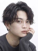 メンズフィール 南森町(MENS FEEL)&nbsp;°刈り上げセンターパート/波巻きツイストスパイラル/南森町