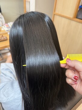 フレイムス ヘアアンドリラックス 吉川店(Frames hair&relax) 艶々ストレート