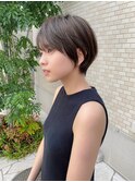 大人が憧れる束感のある美人ショートヘア