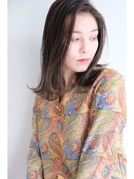 ラレイ(Lalei) 【ささきまさき】フォギーベージュ+前下がりボブ