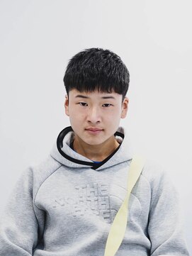 ニーイチイチ(211) 似合わせカットイメチェン/中学生カット/メンズ/刈り上げ