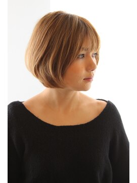 レウナ 外苑前(Reuna) 30代40代大人可愛いコンパクトボブ お手入れ簡単