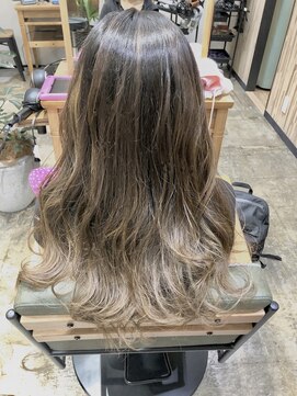 ブゾン(buZon) 【buzonブゾン】バレイヤージュ×ミルクティーベージュ