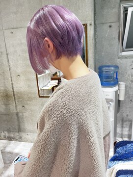 シィーム(cime) ラベンダーカラー　ハイトーンカラー　ショートヘア