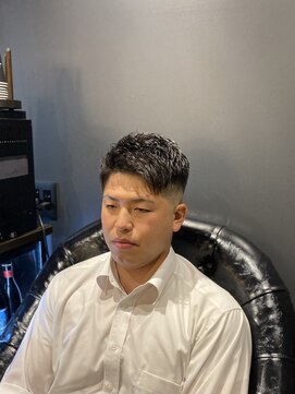 銀座 シノ 本店(shino) 【銀座理容室】ビジネススキンフェード