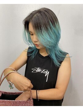 ジーナ(XENA) デザインカラー×エメラルドブルー×ヘアマニキュア