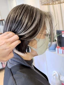 コノアラボ 守谷店(Conoah labo) 白髪ぼかし/ブリーチ/黒髪/グレーベージュ/キッズカット