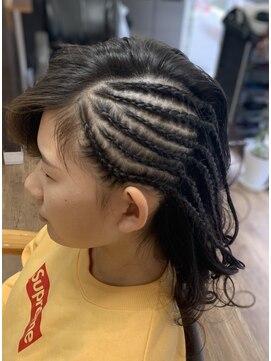 ヘアミッション ロデオ(hair Mission Rodeo) コーンロウスタイル