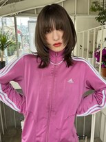 アクアオモテサンドウ(ACQUA omotesando)&nbsp;△ミディアムウルフカットレイヤーカットオリーブベージュ