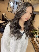 サニー 渋谷(SUNNY)&nbsp;ハイライトレイヤーカット、バレイヤージュ、グレージュ