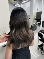 アライブ ハラジュク(ALIVE harajuku)&nbsp;グラデーションカラーバレイヤージュインナーカラー　ryota