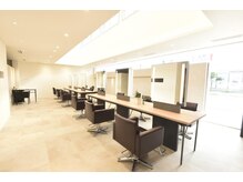 グランドタシロ(GRAND TASHIRO)の雰囲気（天窓から光が降り注ぐ開放的なメインフロア個室も3部屋ご用意）