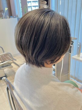 イースト(YEAST) グレージュショート