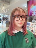 グラデーション　ピンク　顔まわりレイヤー　前髪カット　アニメ