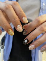 ピークアブー ワン(PEEK-A-BOO ONE) 【持込design】ニュアンスネイル