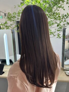 ビビバイベル(BiVi by BHEL) 桑名ロングレイヤーカットハッシュカット透明感カラー重めロング