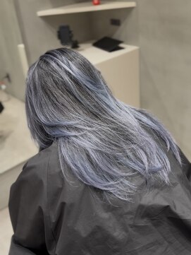 バタフライカットシャギーハイレイヤーカットレイヤーショート