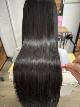 ルアン 大分駅店(ruen) 大分縮毛矯正/髪質改善トリートメント/艶髪/美髪