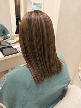 アストレアバイイーリス(ASTRAEA by Iris) 福津/ハイライトカラー