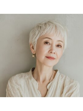 アンサ 阪急桂店(ANSA) ミセス/ナチュラルショート/グレーヘアー/40代/50代/60代/阪急桂