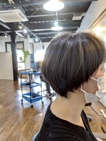 ヘアメイクボッカ(hair make Bokka)&nbsp;丸みショートボブ×ハイライト