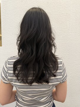 ペスコペスカ(PESCo PESCa) 大人韓国風くびれレイヤー×暗髪セミロング40代50代60代