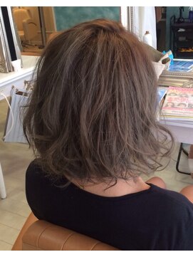 ロンド 銀座(Lond) グレージュカラー　担当　川瀬賢翁